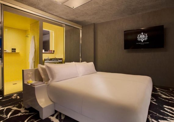 Royal Armleder Suite