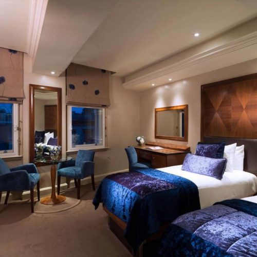 Premium Lake View Suite